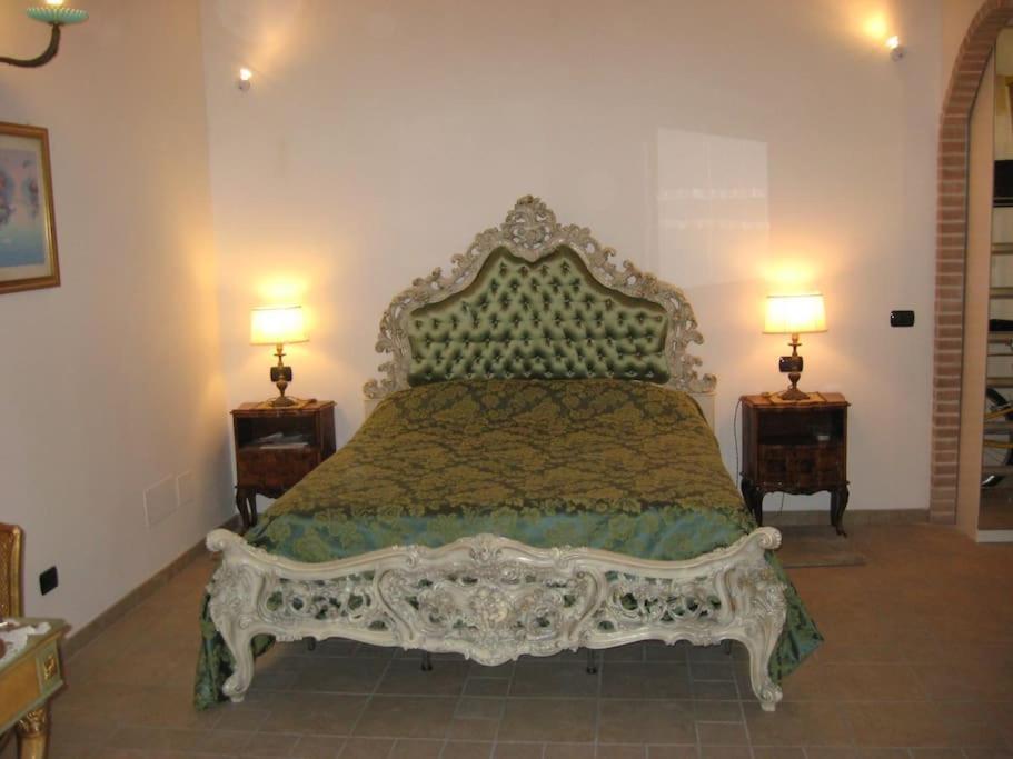 Vivilo Collection - Opera Teather Apartment - Very Central 로마 외부 사진
